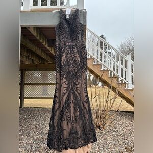 Beautiful black detailed prom dress, LIKE NEW
